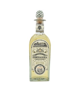 TEQUILA FORTALEZA AÑEJO 70 CL